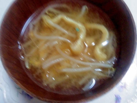 楽々もやしと油揚げの味噌汁